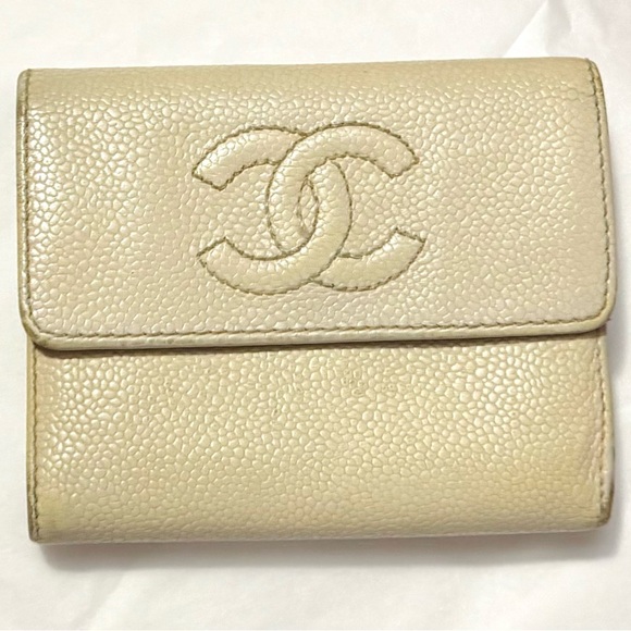 AUTHENTIC CHANEL Neutral Caviar Leather Interlocking C CC Vintage Logo Wallet - Picture 2 of 16